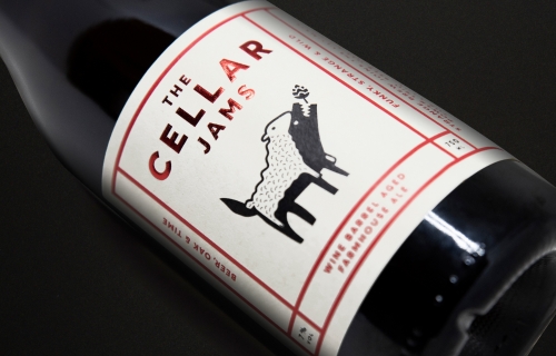 Селлар Джемс: Вайн Баррел Эйджд Фармхаус Эль 2023 (Уайт Вайн Баррел Бленд)