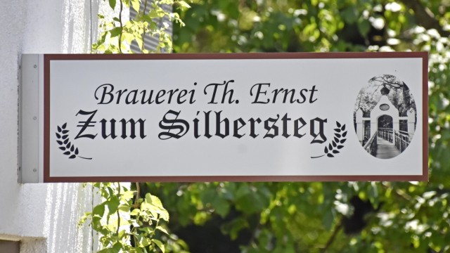 Брауереи С. ЕРНСТ “Зум Силберстег“